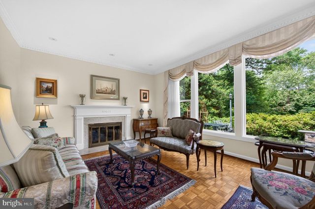1003 PRIORY PL, Mclean, VA 22101