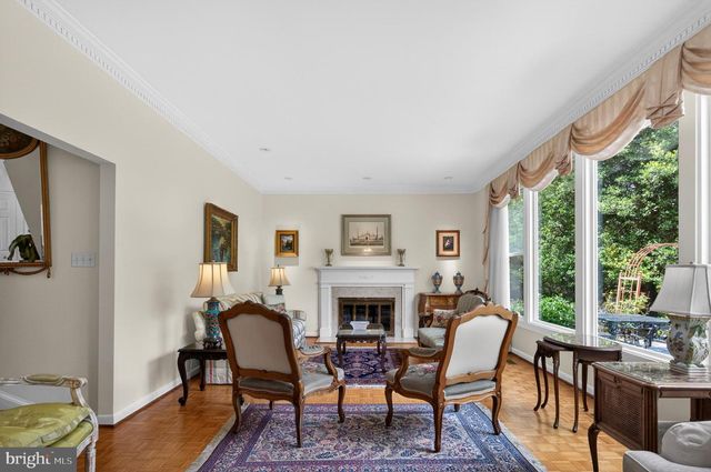 1003 PRIORY PL, Mclean, VA 22101