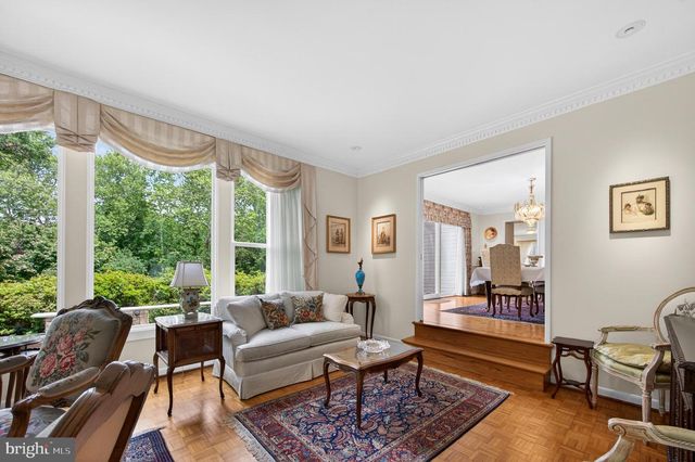 1003 PRIORY PL, Mclean, VA 22101