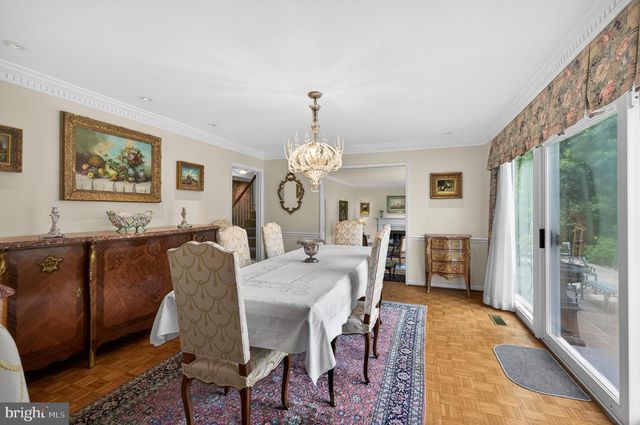 1003 PRIORY PL, Mclean, VA 22101