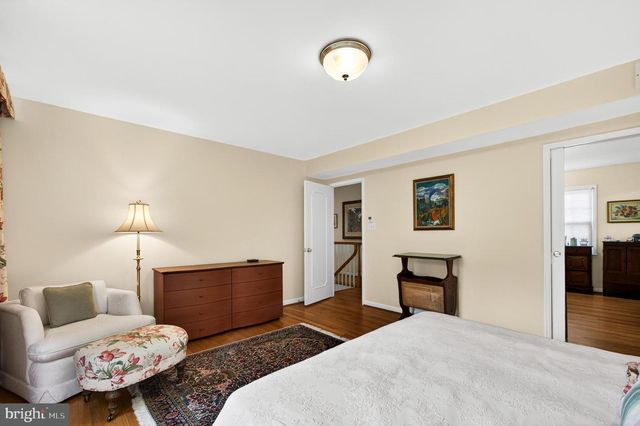 1003 PRIORY PL, Mclean, VA 22101