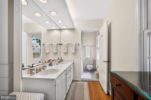 1003 PRIORY PL, Mclean, VA 22101