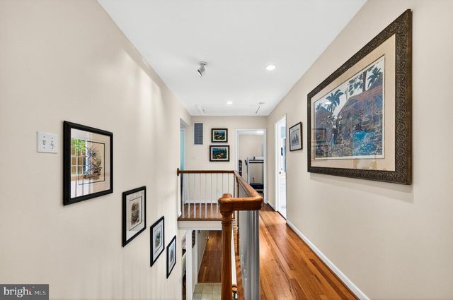 1003 PRIORY PL, Mclean, VA 22101
