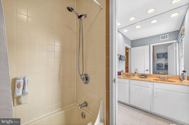 1003 PRIORY PL, Mclean, VA 22101