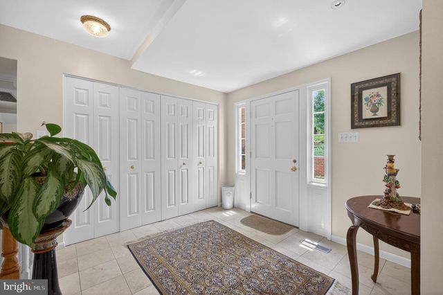 1003 PRIORY PL, Mclean, VA 22101