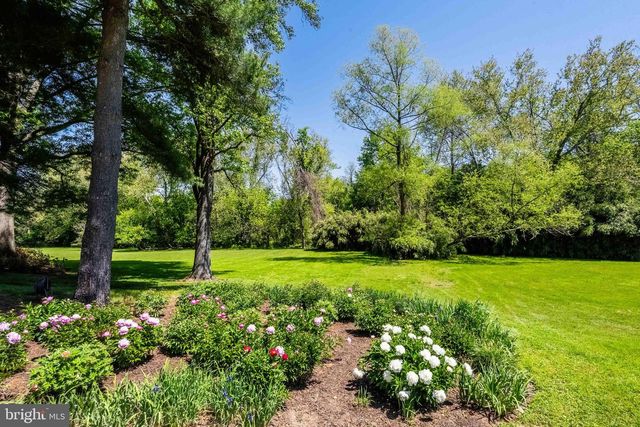 1003 PRIORY PL, Mclean, VA 22101