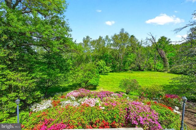 1003 PRIORY PL, Mclean, VA 22101