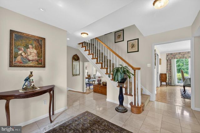 1003 PRIORY PL, Mclean, VA 22101
