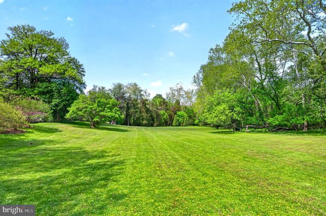 1003 PRIORY PL, Mclean, VA 22101