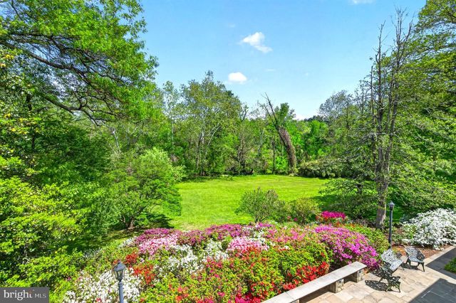 1003 PRIORY PL, Mclean, VA 22101