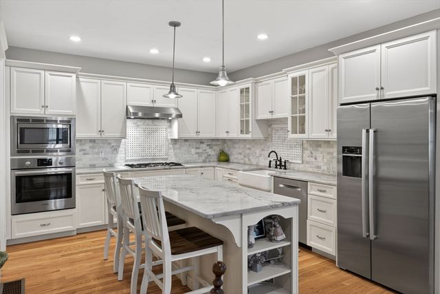 6 Shutter Latch, Plymouth, MA 02360