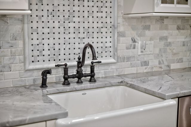 6 Shutter Latch, Plymouth, MA 02360