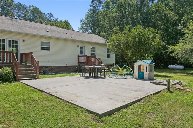 9536 Heron CT, Gloucester, VA 23061