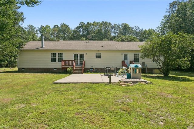 9536 Heron CT, Gloucester, VA 23061