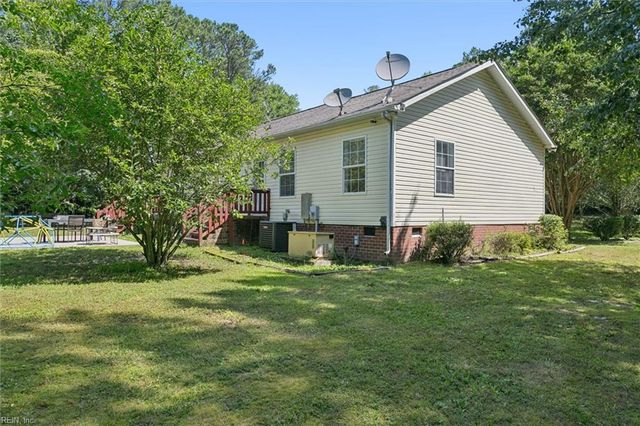 9536 Heron CT, Gloucester, VA 23061