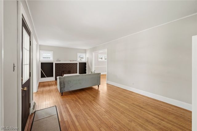 1351 Manor Park Avenue, Lakewood, OH 44107
