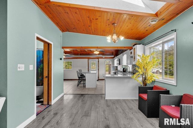 705 13TH Street W, Milan, IL 61264