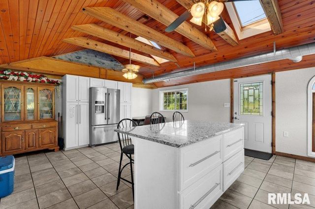 705 13TH Street W, Milan, IL 61264