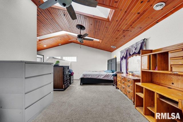 705 13TH Street W, Milan, IL 61264