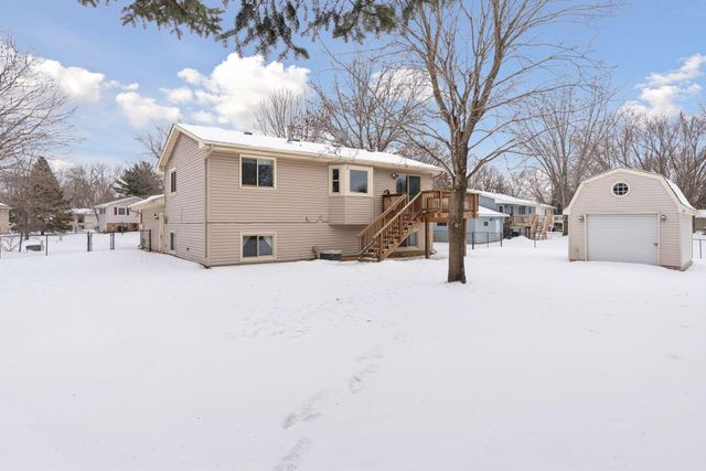 11229 Quebec Avenue N, Champlin, MN 55316
