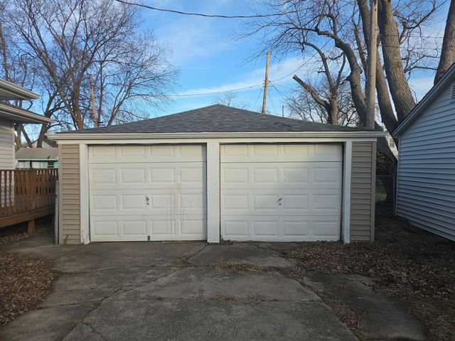 7 Beverly Boulevard, Hobart, IN 46342