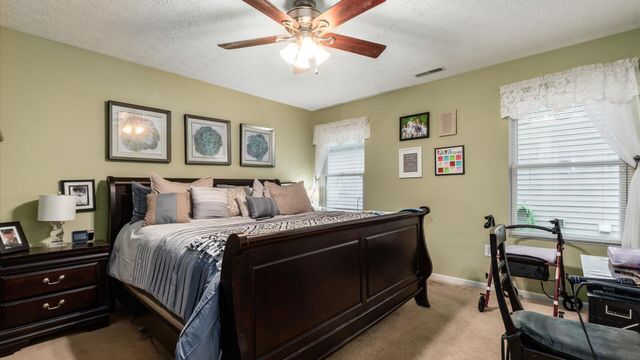 2034 Dumont Street, Newark, OH 43055