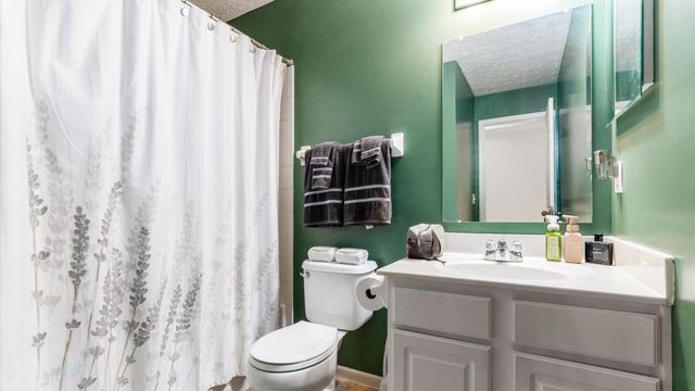 2034 Dumont Street, Newark, OH 43055