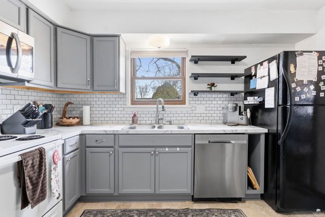 1510 W 16TH Street, Junction City, KS 66441