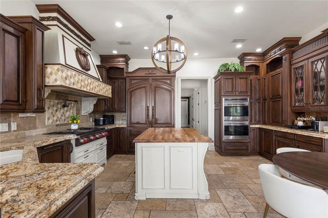216 LAKE BRANT DRIVE, Lutz, FL 33548