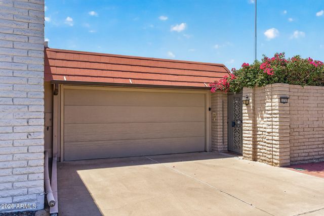 10707 W CAMEO Drive, Sun City, AZ 85351