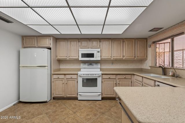 10707 W CAMEO Drive, Sun City, AZ 85351
