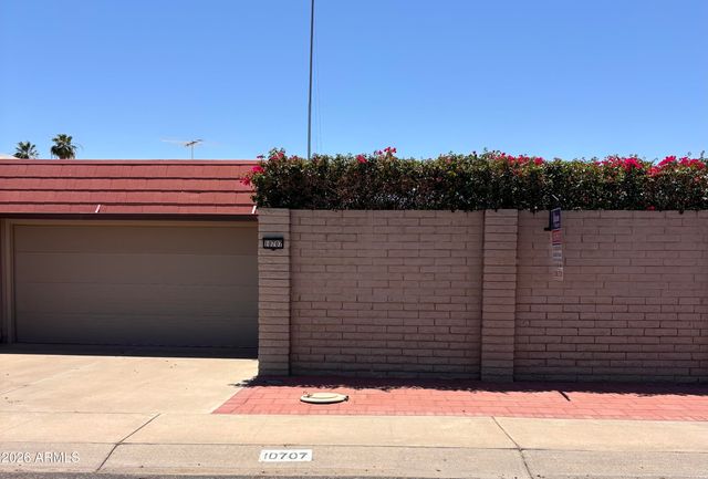10707 W CAMEO Drive, Sun City, AZ 85351