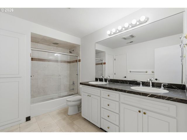 18132 WESTVIEW Dr, Lake Oswego, OR 97034