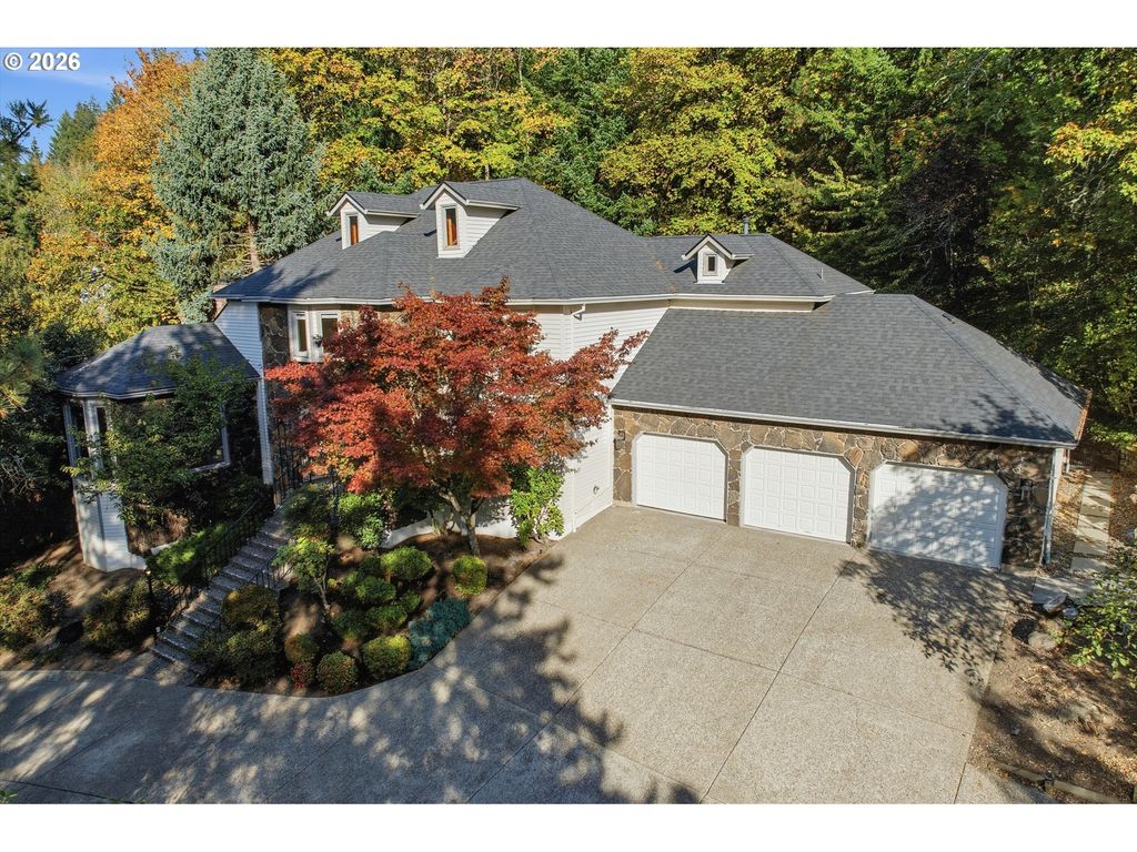 18132 WESTVIEW Dr, Lake Oswego, OR 97034