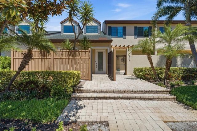 819 HIGHLAND STREET N, St Petersburg, FL 33701