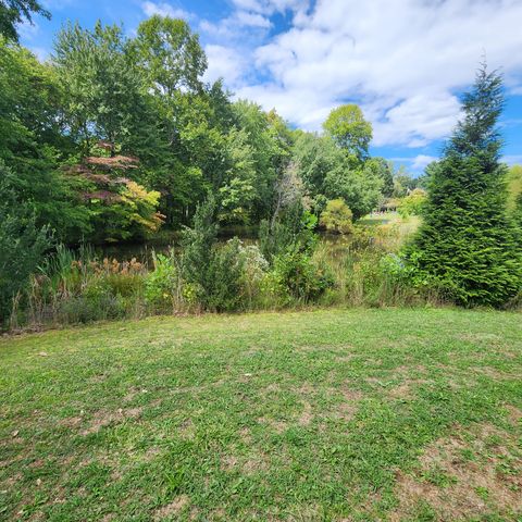 102 Bear Run Rd, Mcminnville, TN 37110