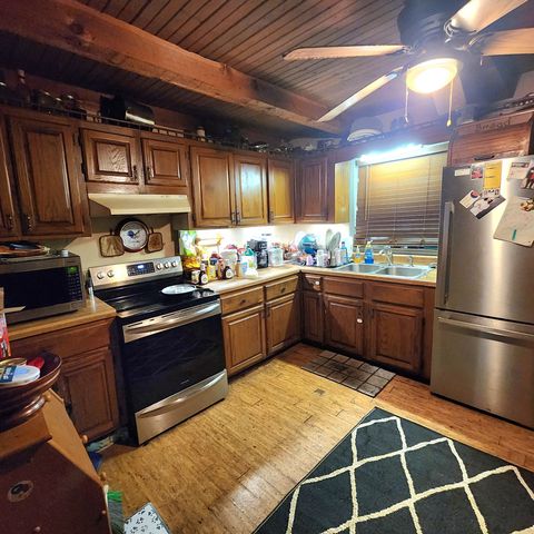 102 Bear Run Rd, Mcminnville, TN 37110