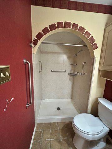 1806 Clear Creek Lane, Carrollton, TX 75007