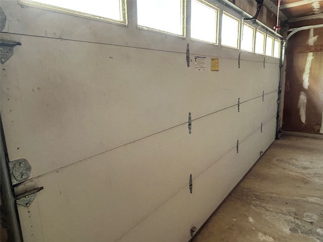 1806 Clear Creek Lane, Carrollton, TX 75007