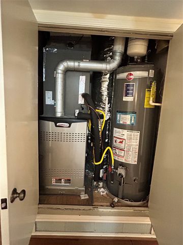 1806 Clear Creek Lane, Carrollton, TX 75007