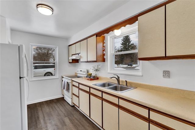 10179 Perry Highway, Mccandless, PA 15090