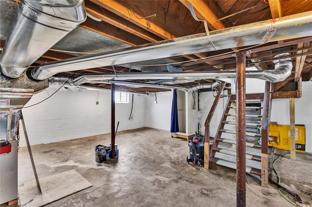 10179 Perry Highway, Mccandless, PA 15090