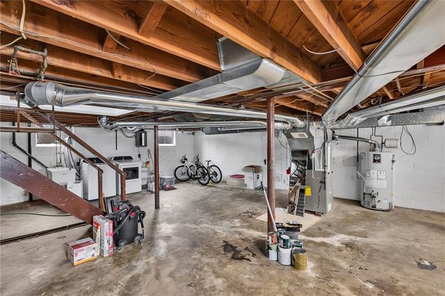 10179 Perry Highway, Mccandless, PA 15090