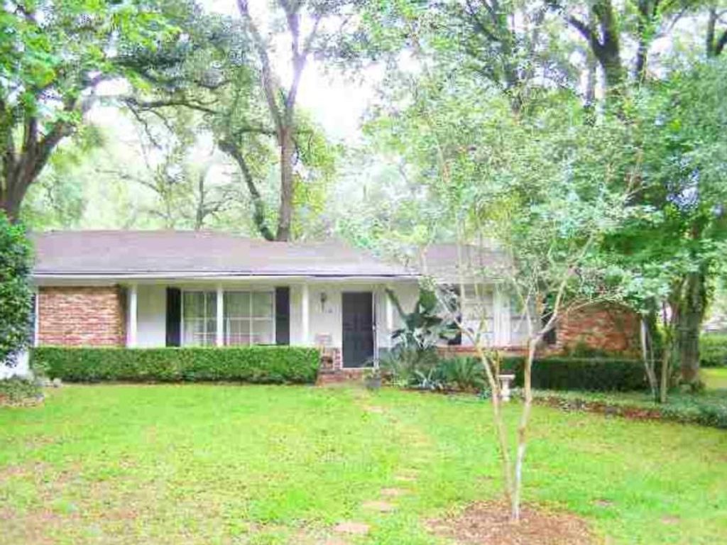 1917 Nanticoke Circle, Tallahassee, FL 32303