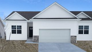 2616 Brook View Drive, Des Moines, IA 50317