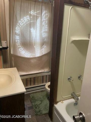 1422 E MILLER STREET, Jefferson City, MO 65101