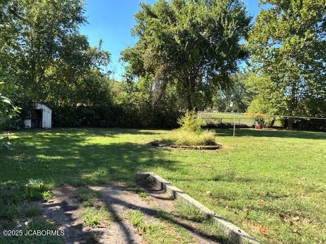 1422 E MILLER STREET, Jefferson City, MO 65101