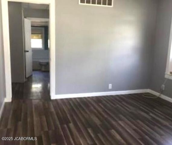 1422 E MILLER STREET, Jefferson City, MO 65101