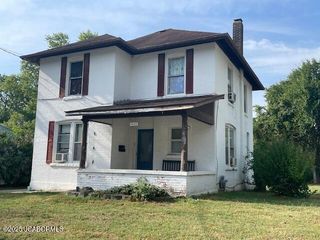 1422 E MILLER STREET, Jefferson City, MO 65101