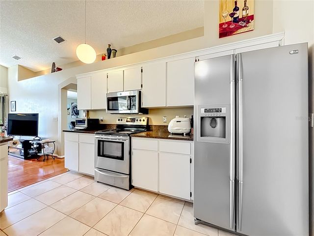 2924 PENRIDGE DRIVE, Palm Harbor, FL 34684